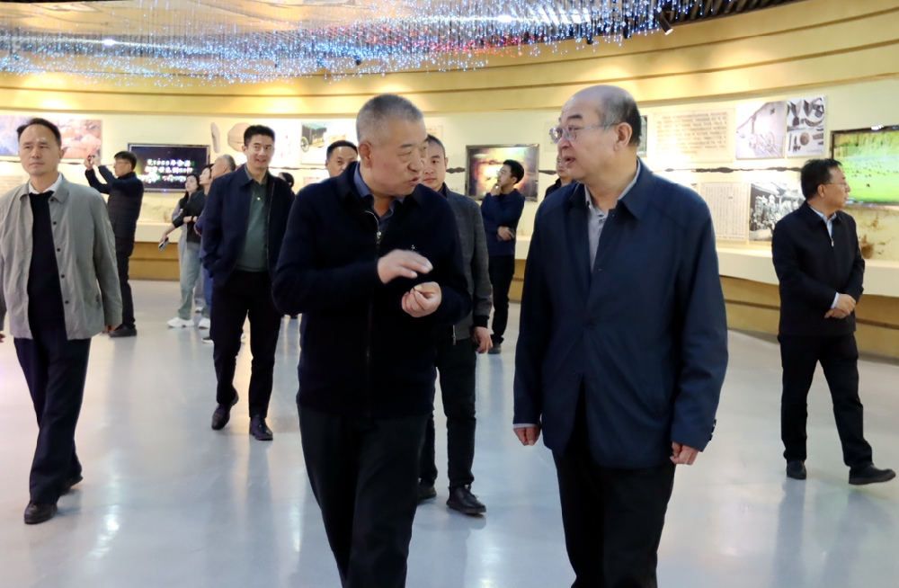 李仕宝一行到月博官方网站农业农村实用人才培训基地调研
